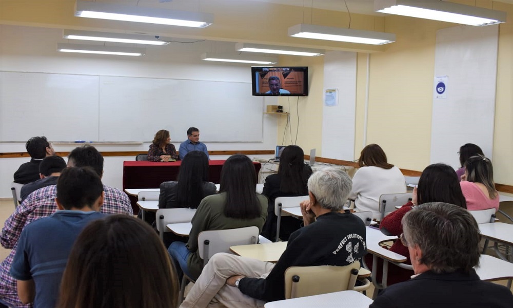 Gran charla-debate sobre las Fake News, junto al medio Ahora San Juan en convenio con la agencia de noticias Sputnik, en la FACSO.