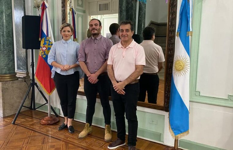 FIPPE es recibido por la Casa Rusia de Argentina.