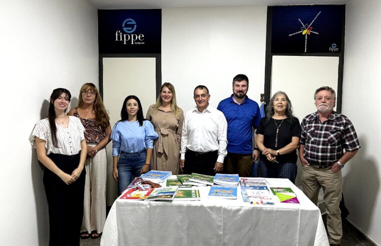 Autoridades de Casa Rusa visitaron la sede de FIPPE y entregaron material didáctico.